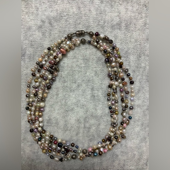 🎉HP - long Weekend Vibe 🎉 Multi Colored Freshwater Pearl Necklace - Hand Made - Picture 2 of 3